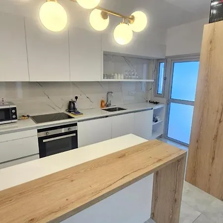 Apartman Sea Breeze 3 Bed Frontline Flat Limassol
