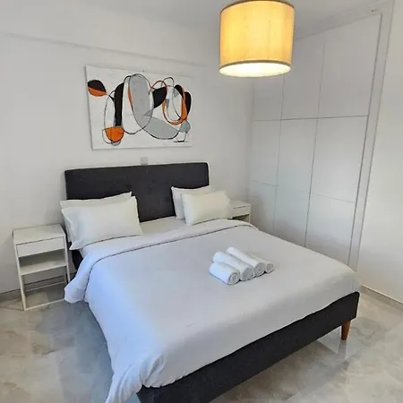 Sea Breeze 3 Bed Frontline Flat Apartment *
