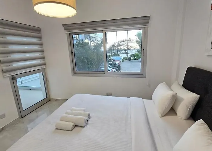 Sea Breeze 3 Bed Frontline Flat Apartmán *