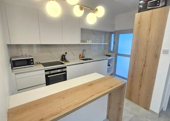 Apartmán Sea Breeze 3 Bed Frontline Flat Lemesos