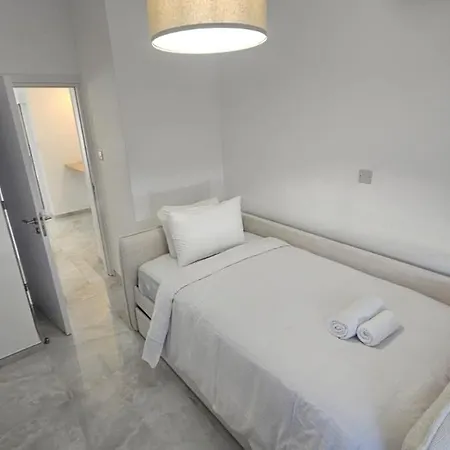 Sea Breeze 3 Bed Frontline Flat